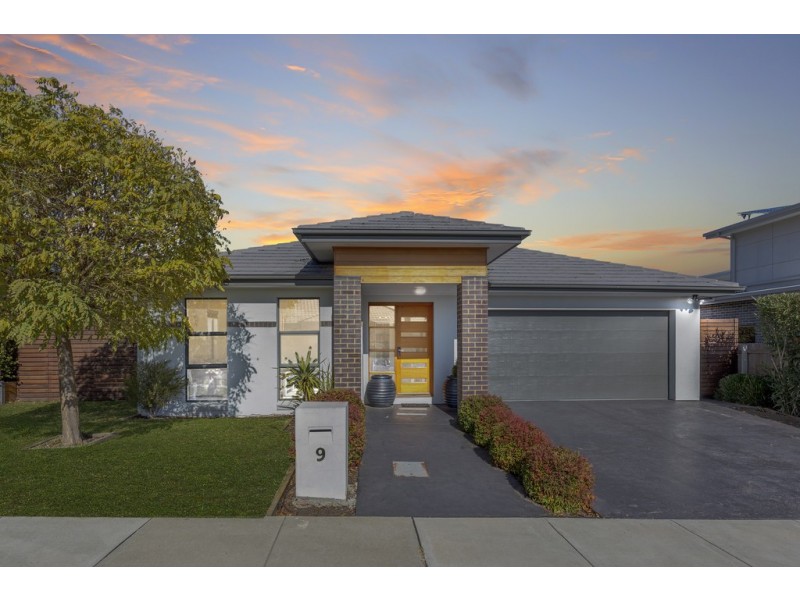 9 Miljanovic Street, Forde ACT 2914
