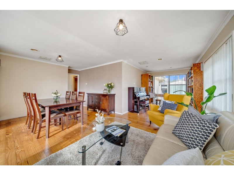 3 Pulleine Crescent, Macgregor ACT 2615