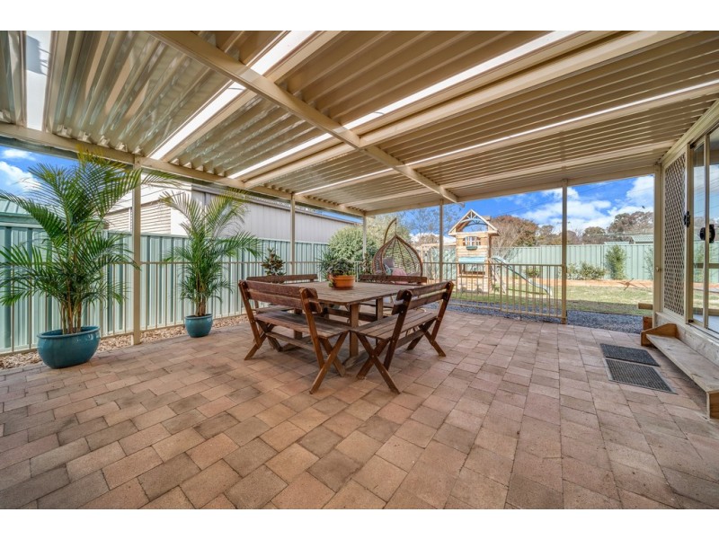 3 Pulleine Crescent, Macgregor ACT 2615