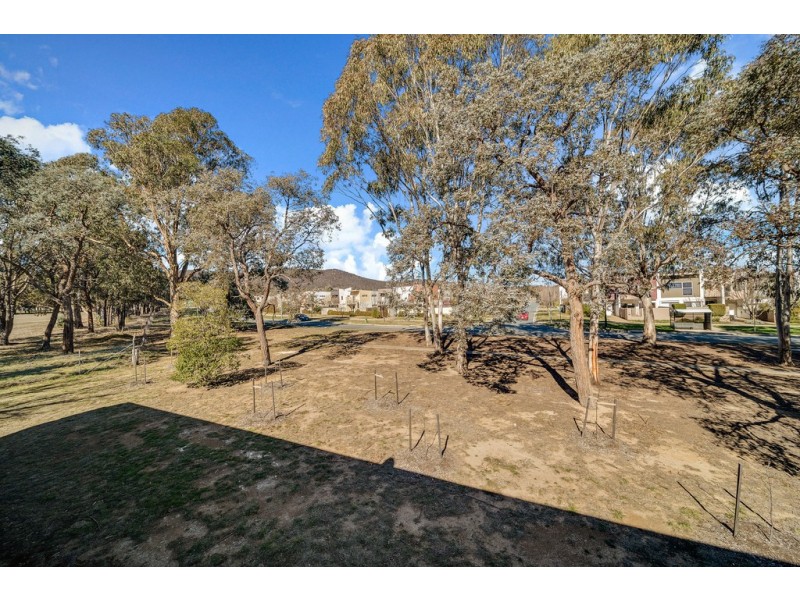 12/25 Aspinall Street, Watson ACT 2602