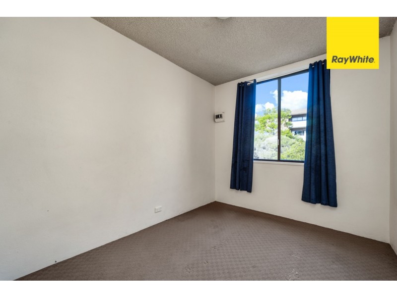 17/30 Springvale Drive, Hawker ACT 2614
