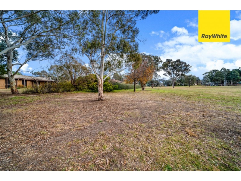 27 Lyall Crescent, Kambah ACT 2902