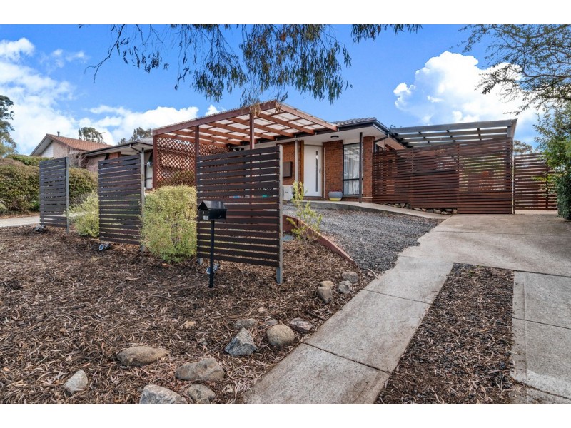 4 Myles Close, Calwell ACT 2905