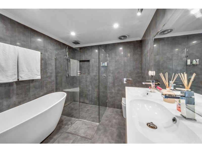 4 Myles Close, Calwell ACT 2905