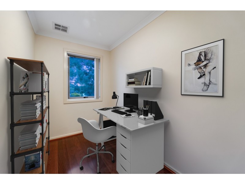 48B Bandjalong Crescent, Aranda ACT 2614