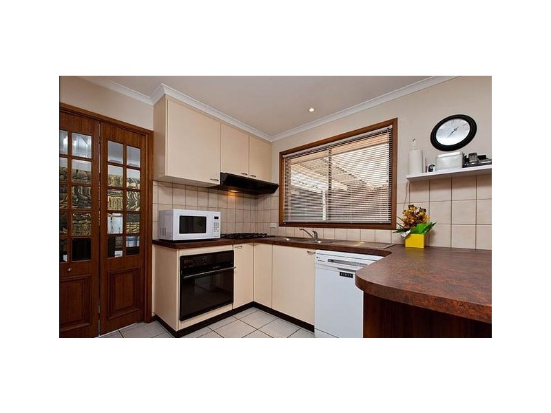 10 Wolff Crescent, Latham ACT 2615