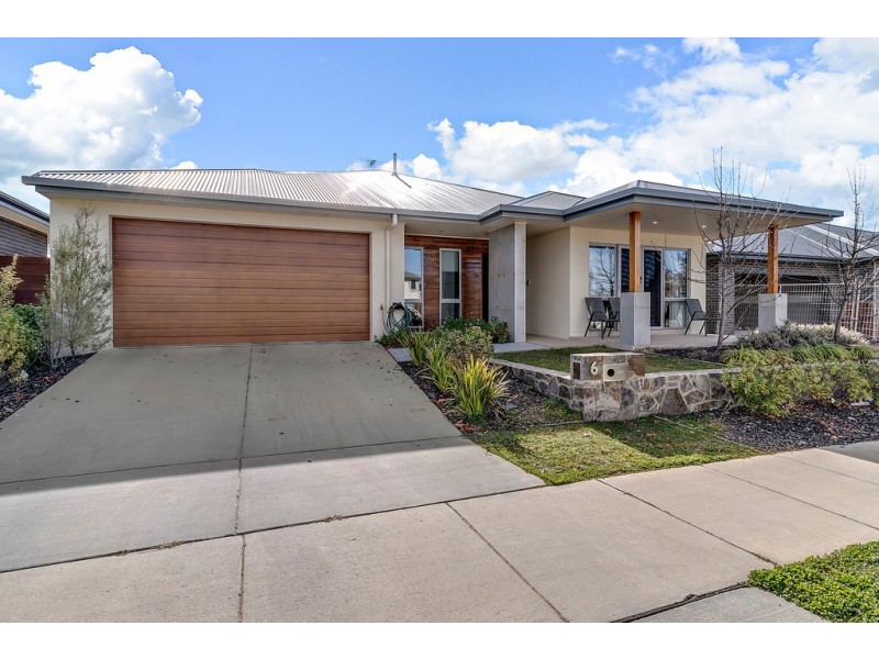 6 Rockley Parade, Googong NSW 2620