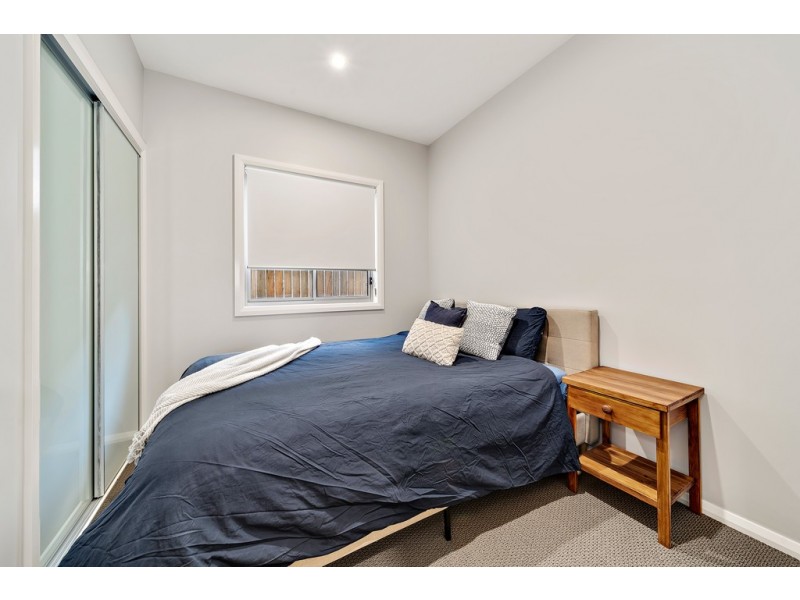 6 Rockley Parade, Googong NSW 2620