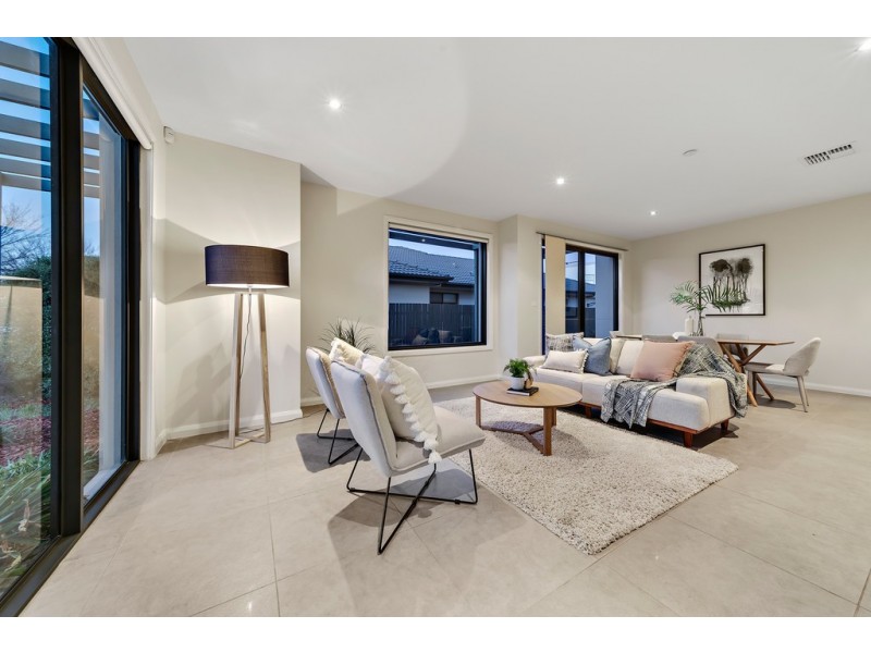 46 Gwen Meredith Loop, Franklin ACT 2913