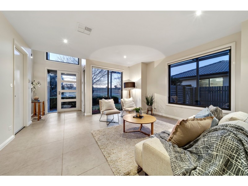 46 Gwen Meredith Loop, Franklin ACT 2913