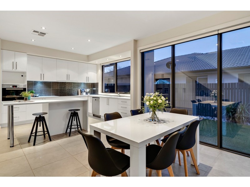 46 Gwen Meredith Loop, Franklin ACT 2913