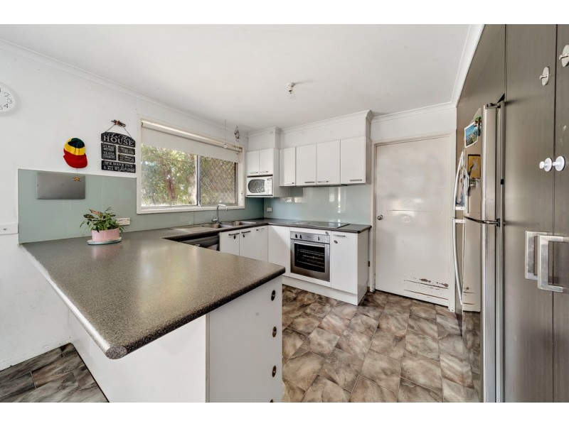 73 Fincham Crescent, Wanniassa ACT 2903