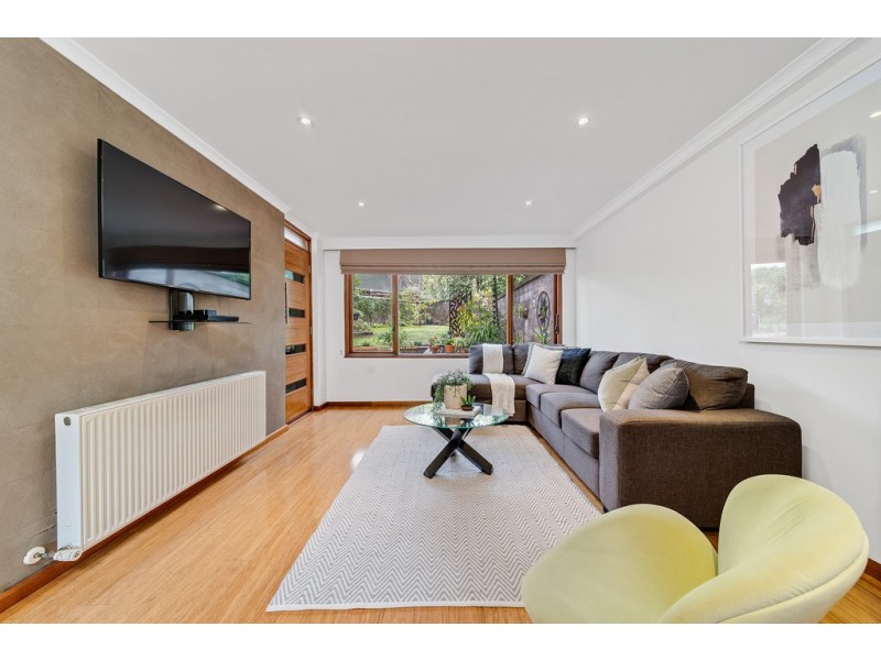 8 Schlich Street, Yarralumla ACT 2600