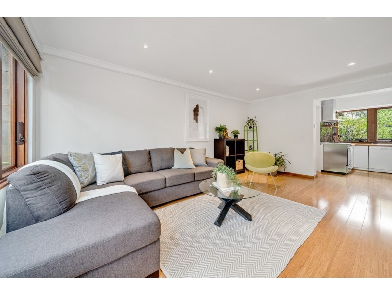 8 Schlich Street, Yarralumla ACT 2600