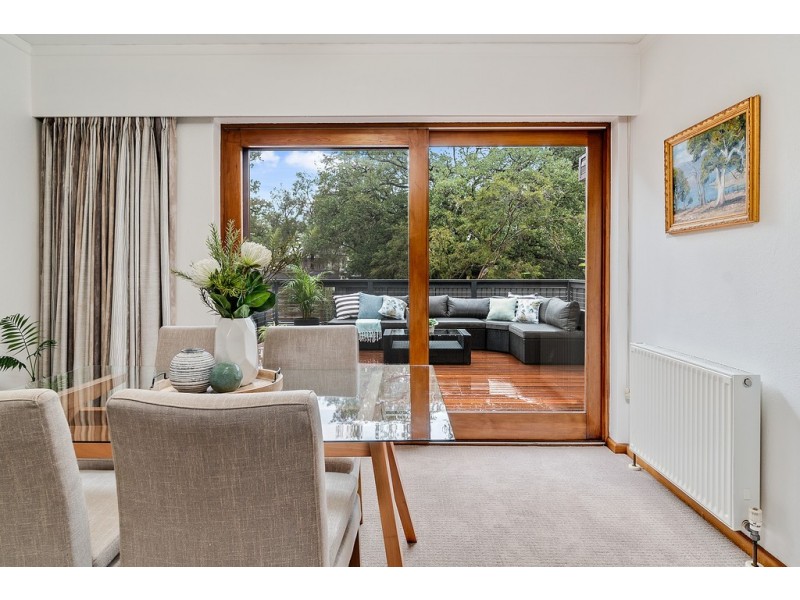 8 Schlich Street, Yarralumla ACT 2600