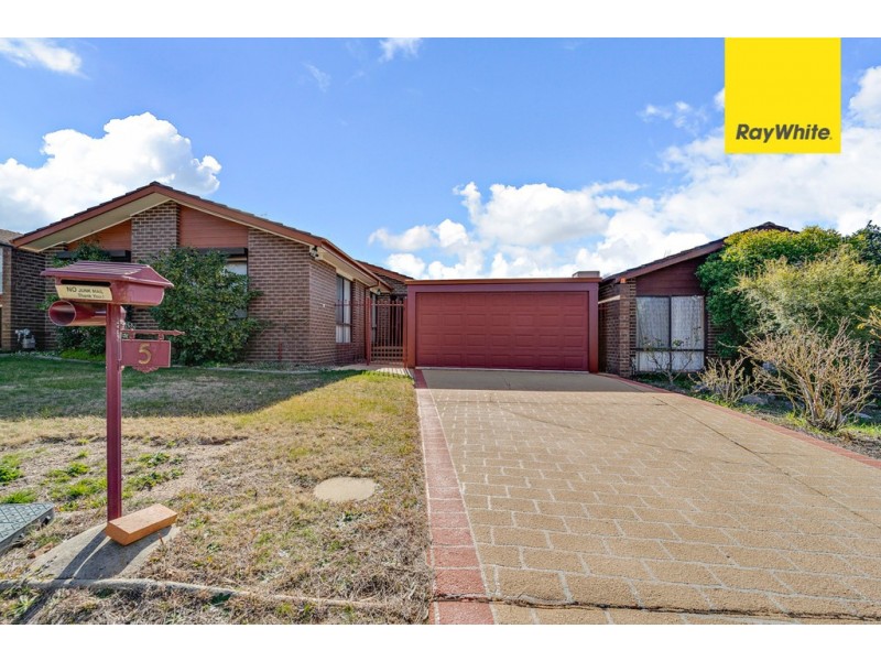5 Audas Place, Florey ACT 2615