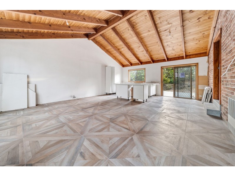 2 Piguenit Close, Lyneham ACT 2602