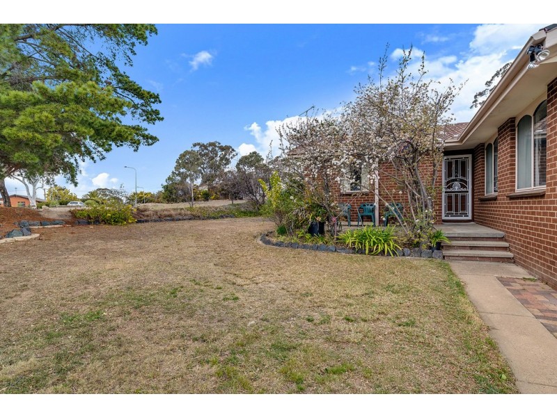 20 Shipard Place, Kambah ACT 2902
