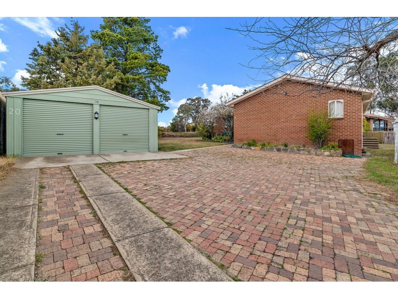 20 Shipard Place, Kambah ACT 2902