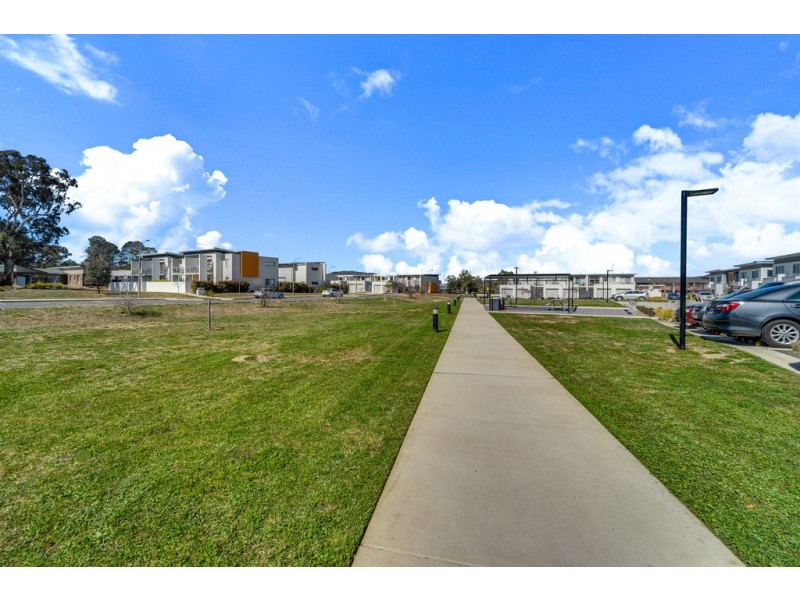 2/6 Sapling Street, Harrison ACT 2914
