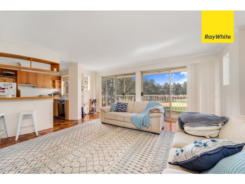 1 Carnall Place, Holt ACT 2615