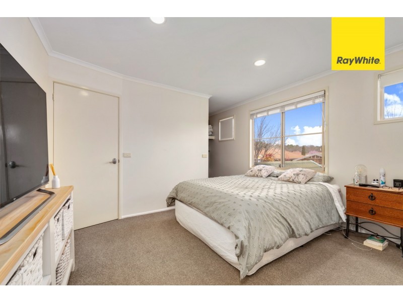 1 Carnall Place, Holt ACT 2615