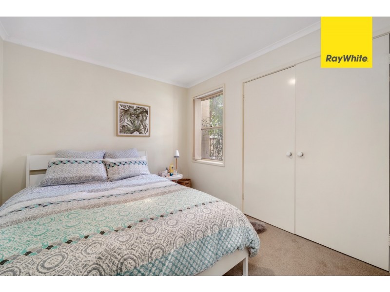 1 Carnall Place, Holt ACT 2615