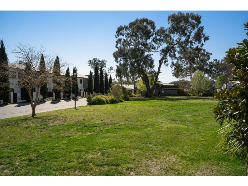 49/215 Aspinall Street, Watson ACT 2602