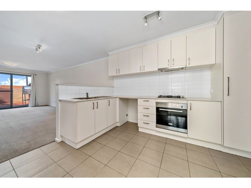 16 Castley Circuit, Kambah ACT 2902