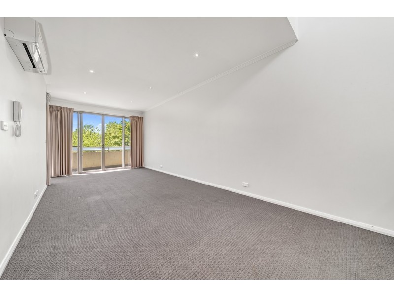 16/10-12 Randell Street, Dickson ACT 2602