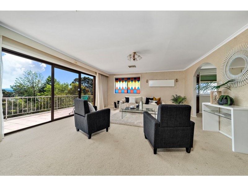 11 Merfield Place, Giralang ACT 2617
