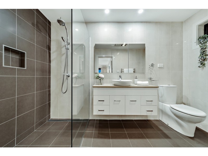 32 Don Dunstan Drive, Bonython ACT 2905