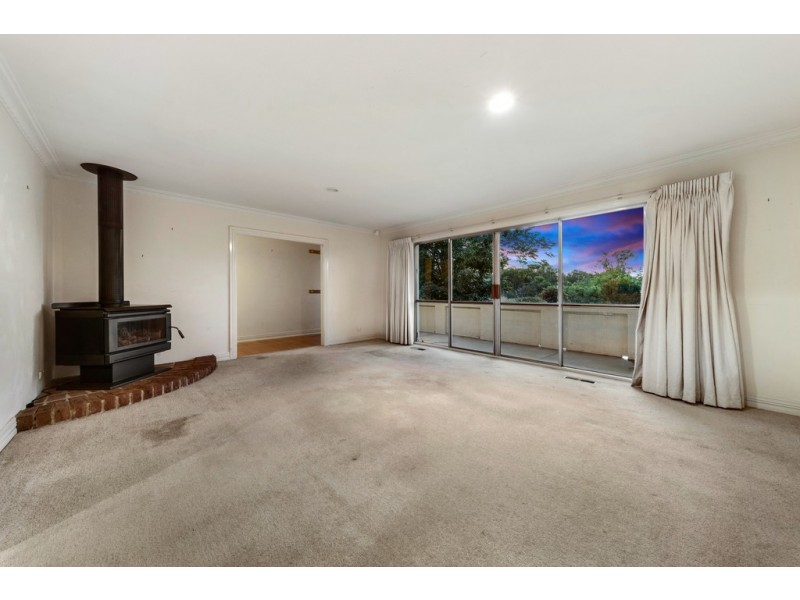 31 Mathieson Crescent, Weetangera ACT 2614