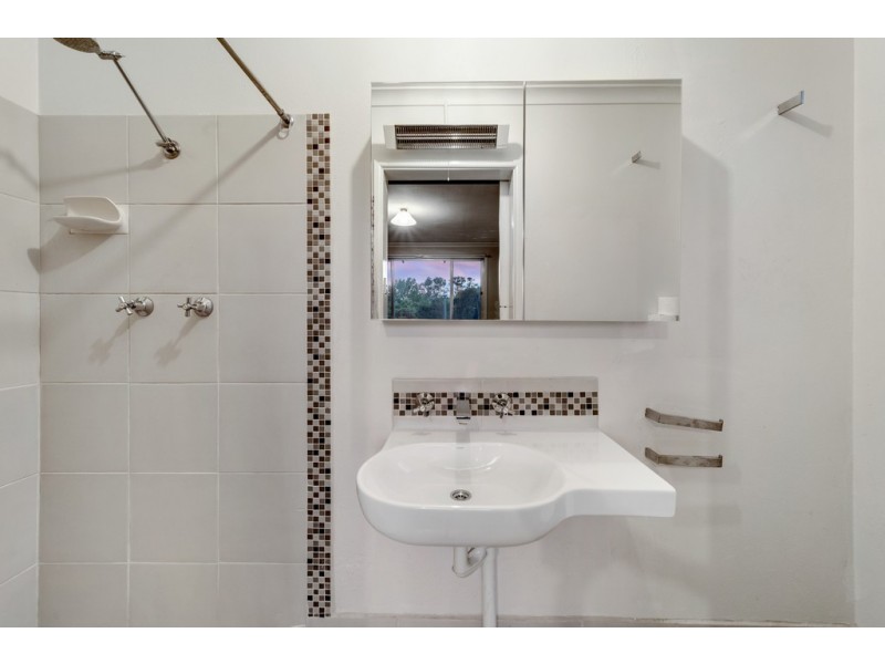 31 Mathieson Crescent, Weetangera ACT 2614