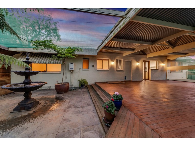 31 Mathieson Crescent, Weetangera ACT 2614