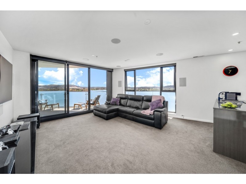 91/1 Anthony Rolfe Ave, Gungahlin ACT 2912