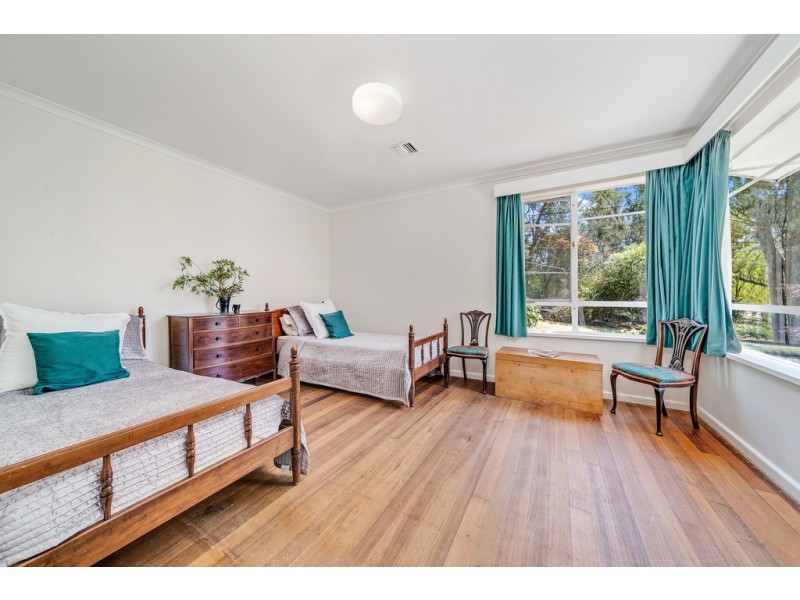 17 Downes Place, Hughes ACT 2605