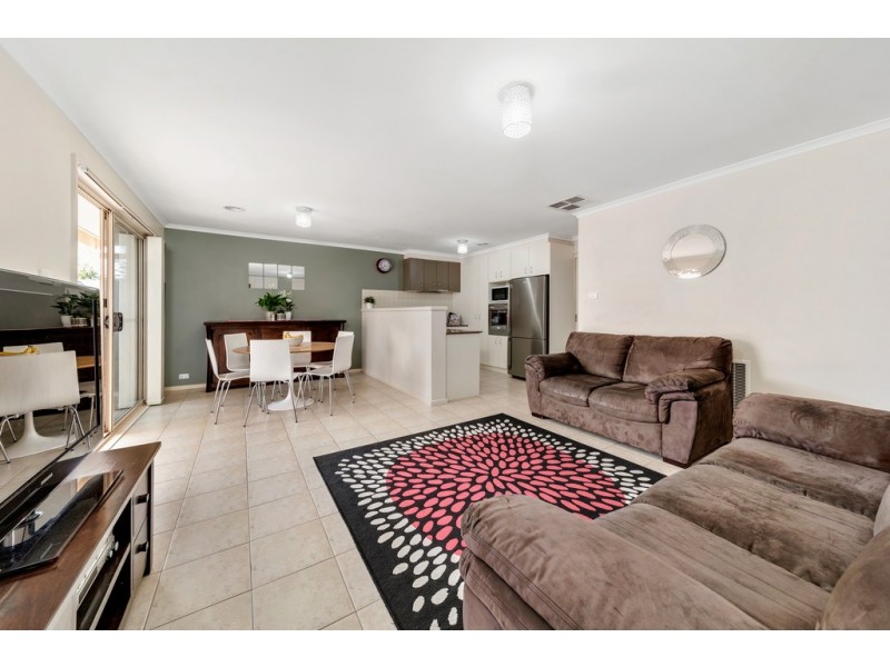 12/35 Brockway Circuit, Banks ACT 2906