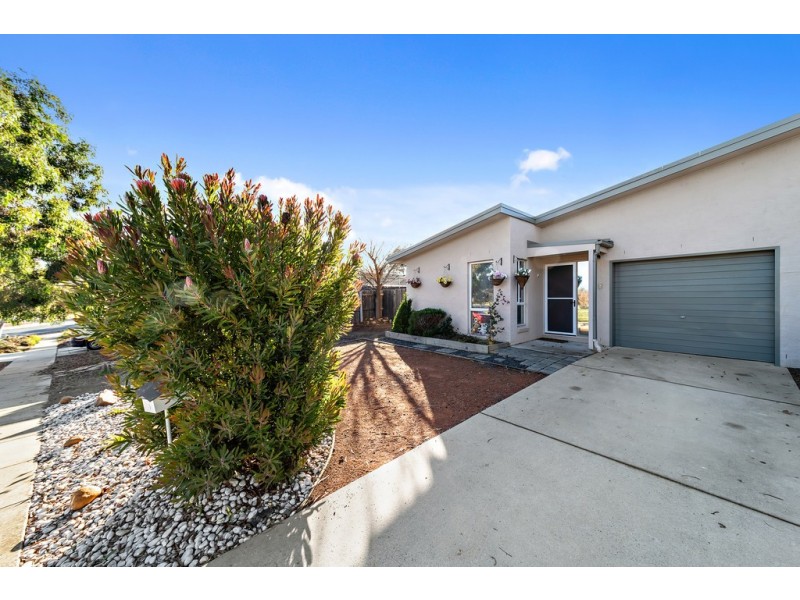 5 De Gruchy Place, Macgregor ACT 2615