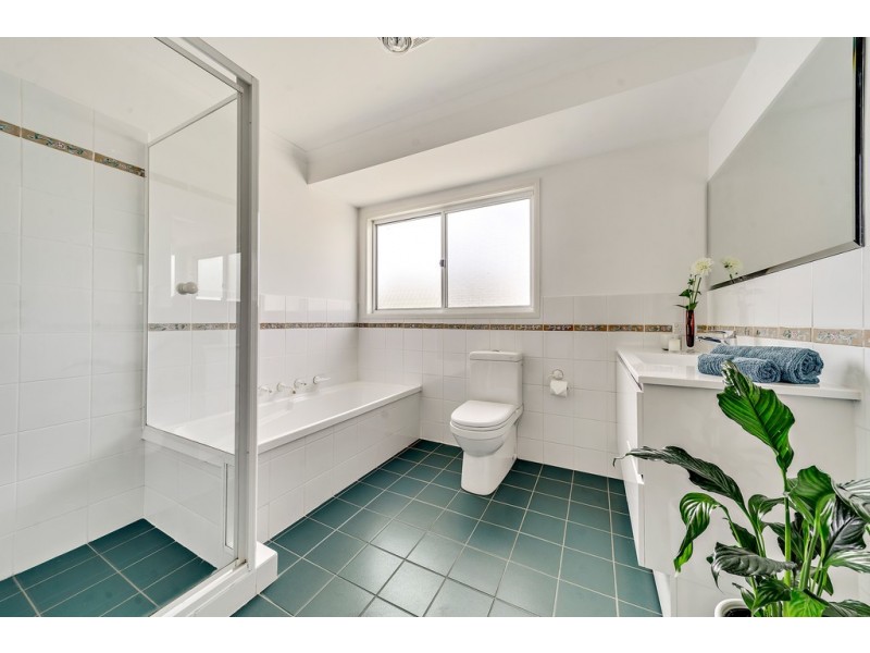 4 Munro Street, Curtin ACT 2605
