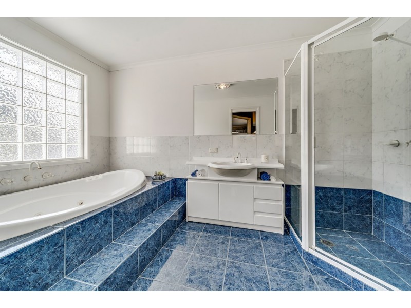 4 Munro Street, Curtin ACT 2605