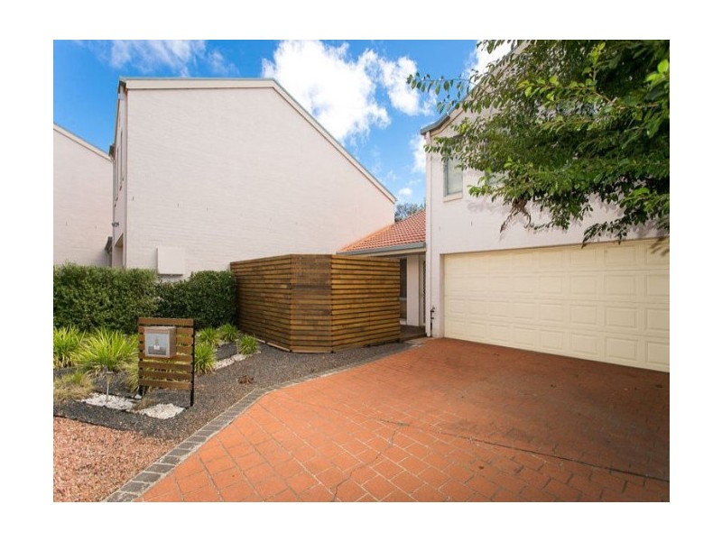 8 Mayer Court, Bruce ACT 2617
