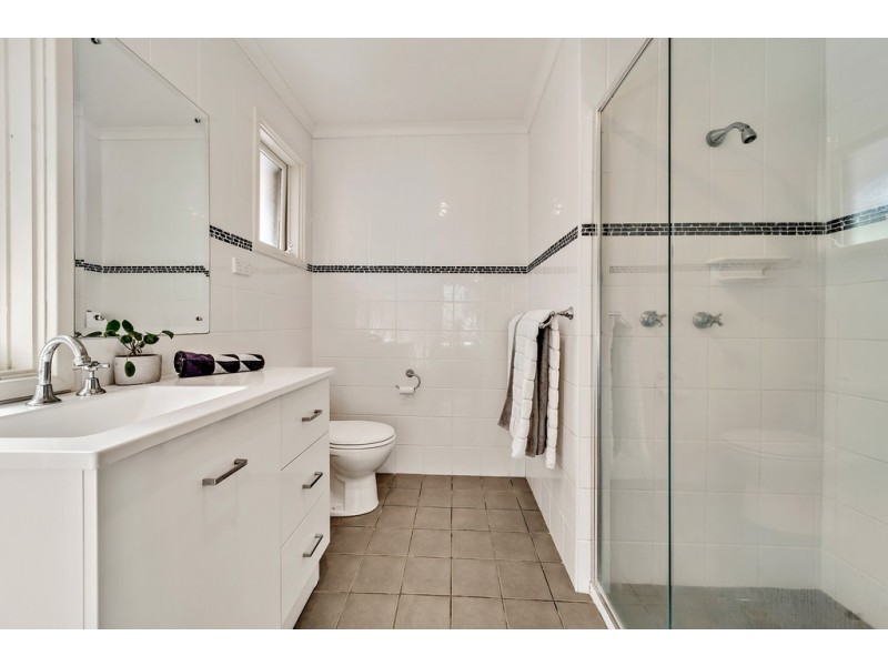 16 Harcourt Street, Weetangera ACT 2614