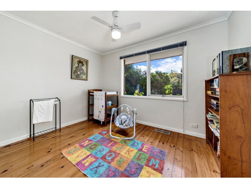 16 Harcourt Street, Weetangera ACT 2614