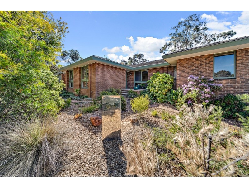 16 Harcourt Street, Weetangera ACT 2614