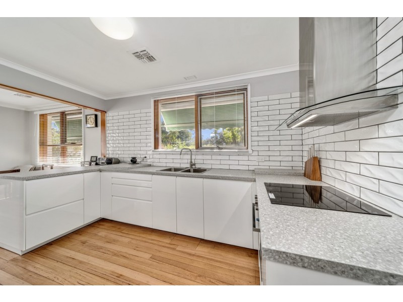 13 Bandjalong Crescent, Aranda ACT 2614