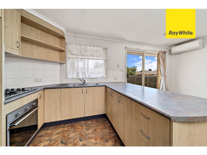 18/74 Britten Jones Drive, Holt ACT 2615