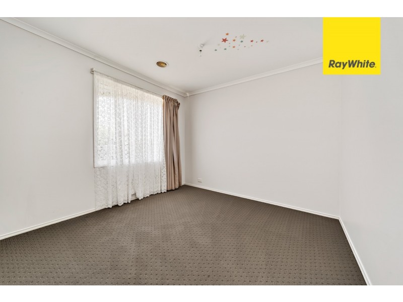 18/74 Britten Jones Drive, Holt ACT 2615