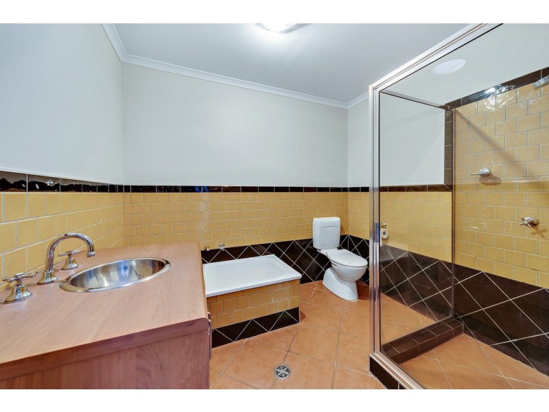 1/7 Cato Place, Dunlop ACT 2615