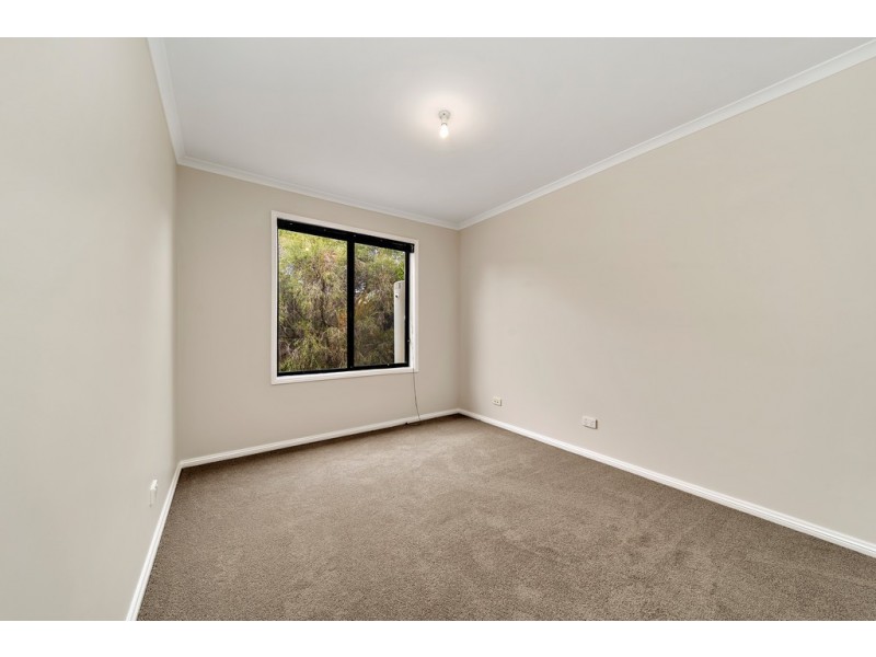 1/7 Cato Place, Dunlop ACT 2615